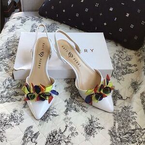 Katy Perry Collections Women's Vegan White Slingback Kitten Heels 8.5m
